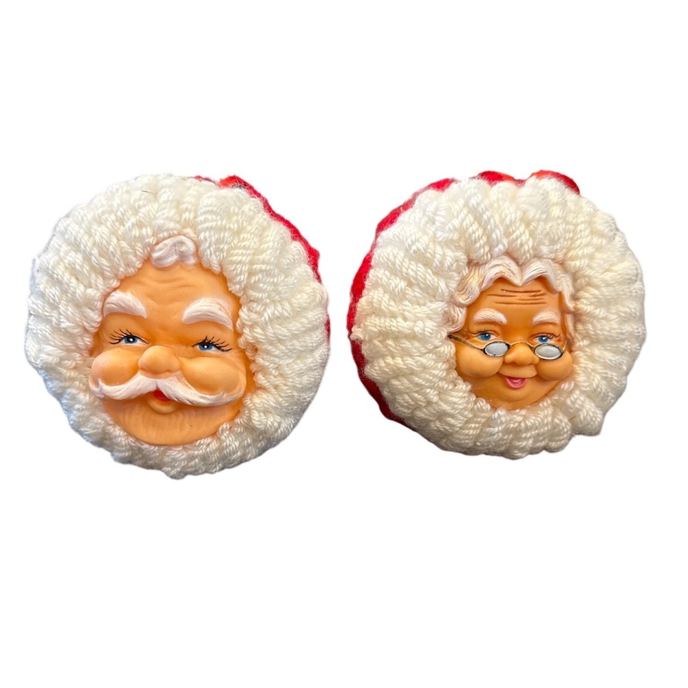 Christmas Ornaments Unisex OS‎ Red Vintage Santa Mrs Claus Yarn